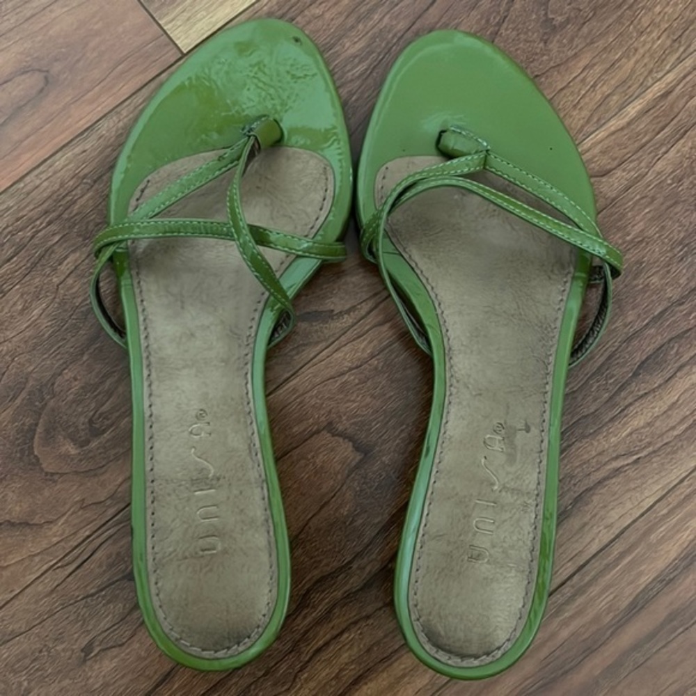 Unisa Green Low Profile Sandal Heels - Size 6.5